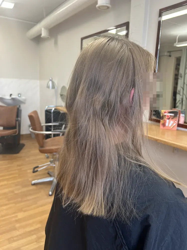 Före: slingor, så naturliga som möjligt hos Hårverket i Emmaboda
